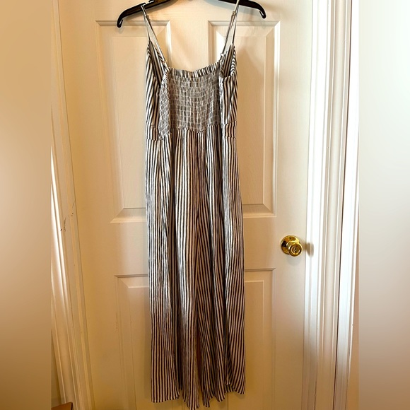 Elan Gray and White Striped Jumpsuit - Picture 4 of 9